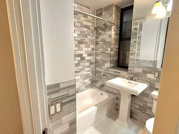 147 Avenue A image 6 of 7