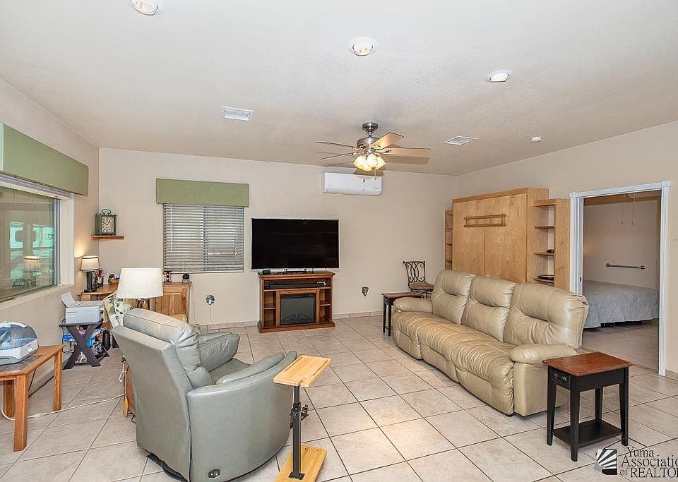 1st image of 14533 E 51st Dr