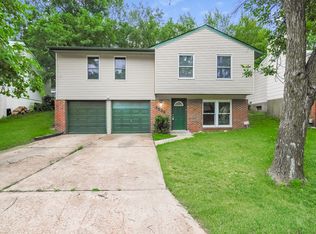 2532 Braintree Dr, High Ridge, MO 63049