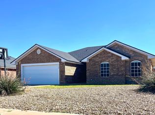 725 Almond Tree Ln, Clovis, NM 88101