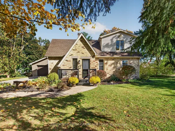 12 Charles St, Middlesex Centre, ON N0M 2A0