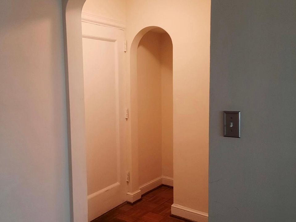 1st image of 2634 Lee Hwy APT 203