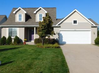 3693 Snip Dr, Holland, MI 49424