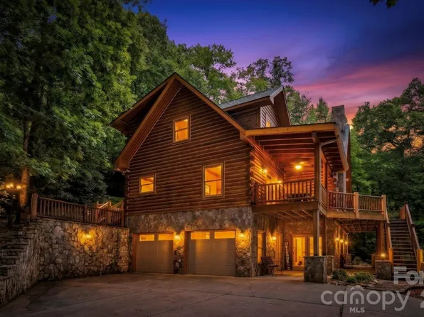 475 S Toe River Rd, Burnsville, NC 28714