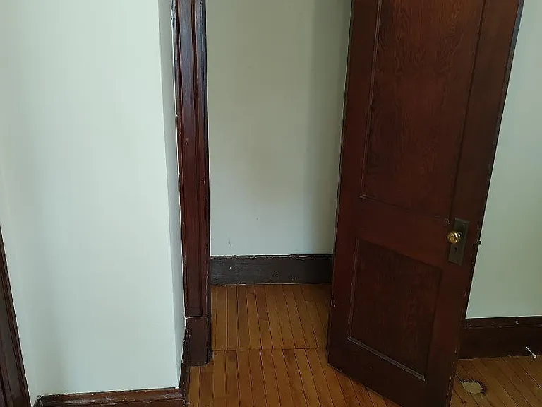 Central St — Photo 17