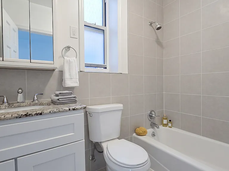 640 W 207th St #2 — Photo 9
