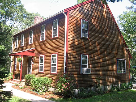 3Br, 2Ba Saltbox