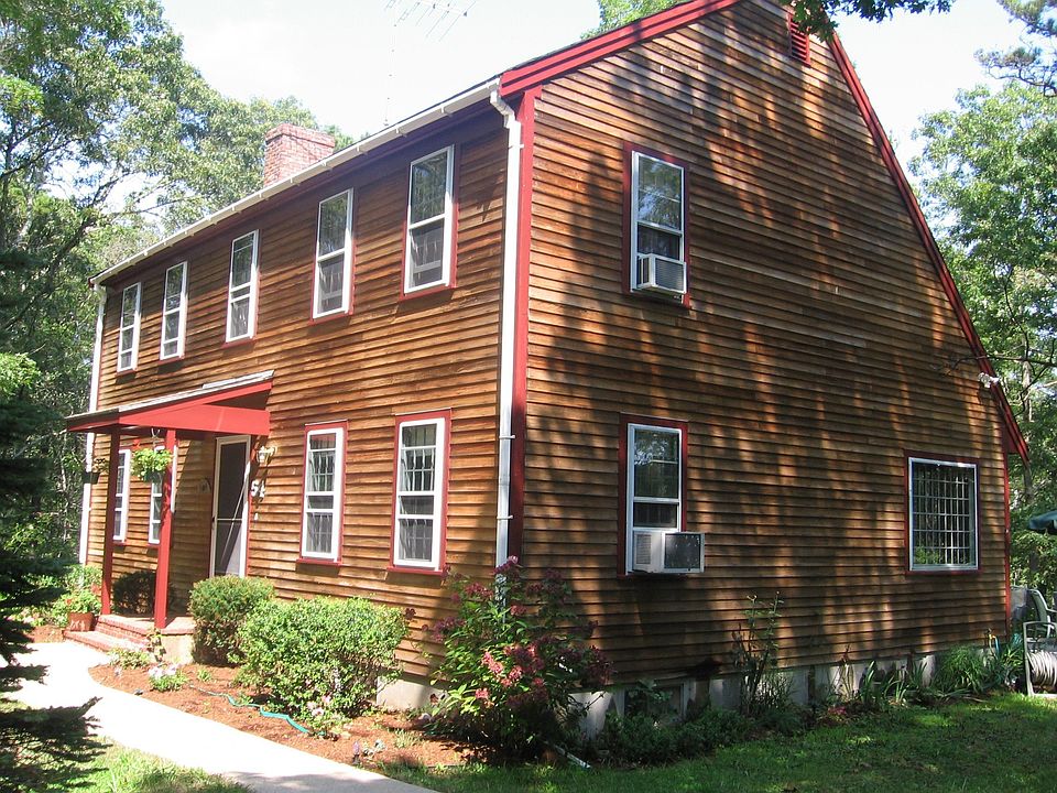3Br, 2Ba Saltbox