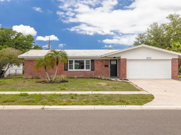 1872 Princeton Dr, Clearwater, FL 33765