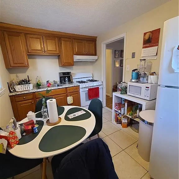 23 Coolidge Ave — Photo 7