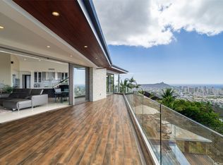 2809 Round Top Dr, Honolulu, HI 96822