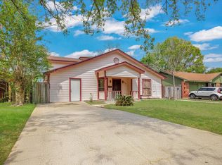 406 Red Ripple Rd, Houston, TX 77091