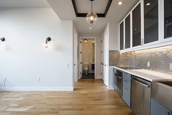 Rented by Nooklyn NYC LLC | media 27