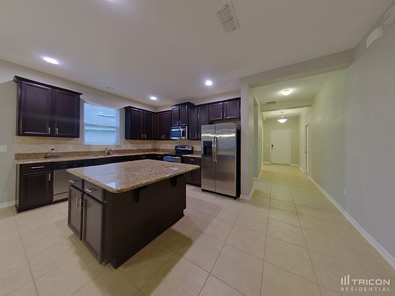 4th image of 2656 Limerick Cir