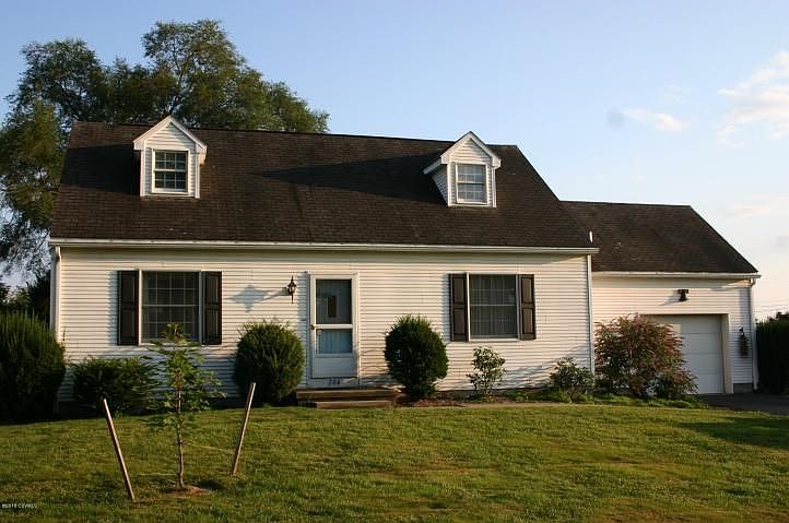 2nd image of 204 Fairview Ave