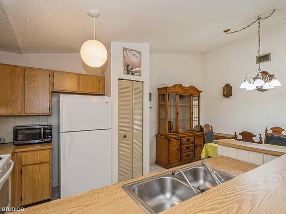 5th image of 3076 S Oakland Forest Drive #502