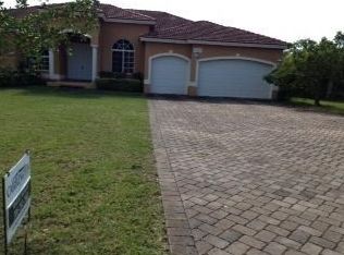 13064 SW 190th Ln, Miami, FL 33177