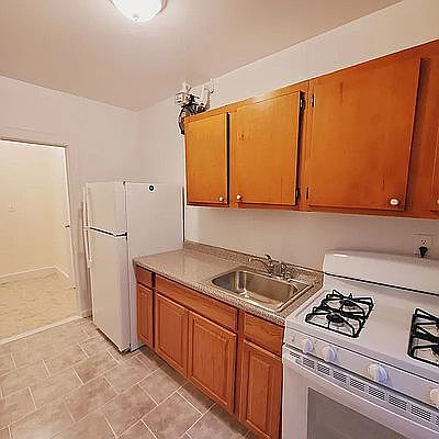 1st image of 2541 Aqueduct Ave W #B6