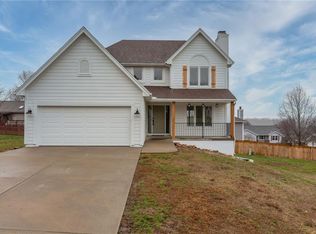 103 Wright Valley Rd, Smithville, MO 64089