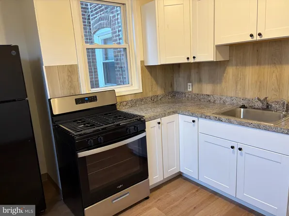 2123 E Sanger St, Philadelphia, PA 19124