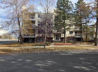 11045 123rd St NW #102, Edmonton, AB T5M 0E4