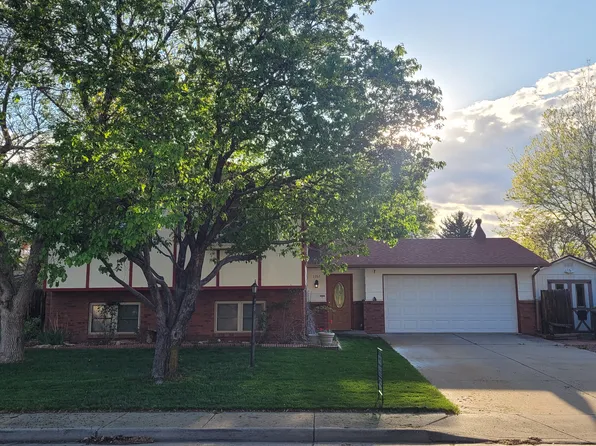 2265 Albany Ct, Loveland, CO 80538