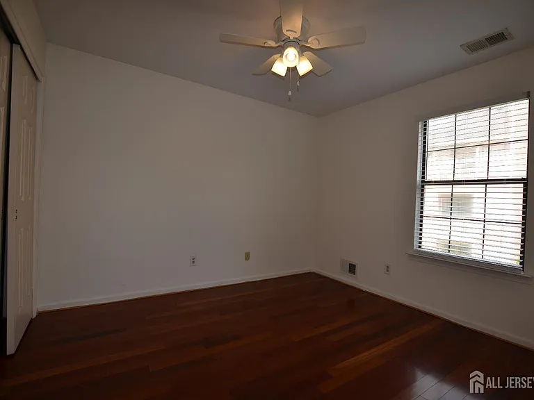 14 Lear Ct — Photo 16