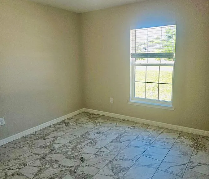 328 Mountain Dr — Photo 13