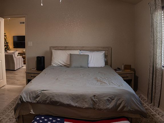 5th image of 11882 E 28th Pl
