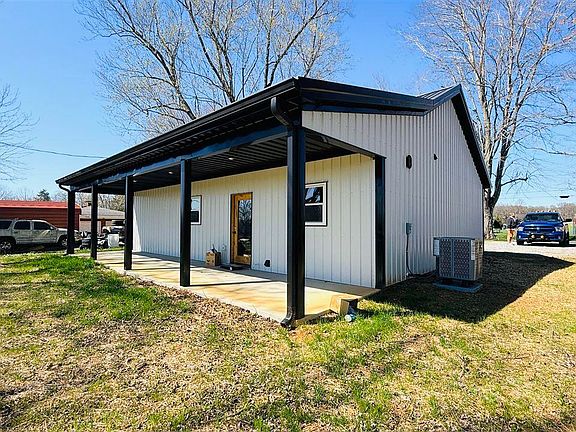 4th image of 152 Creason Ln