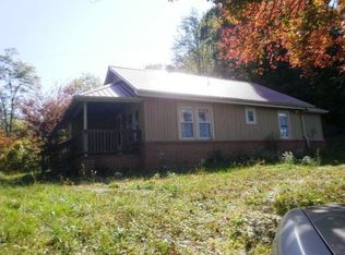 144 Brookview Ln, Whittier, NC 28789