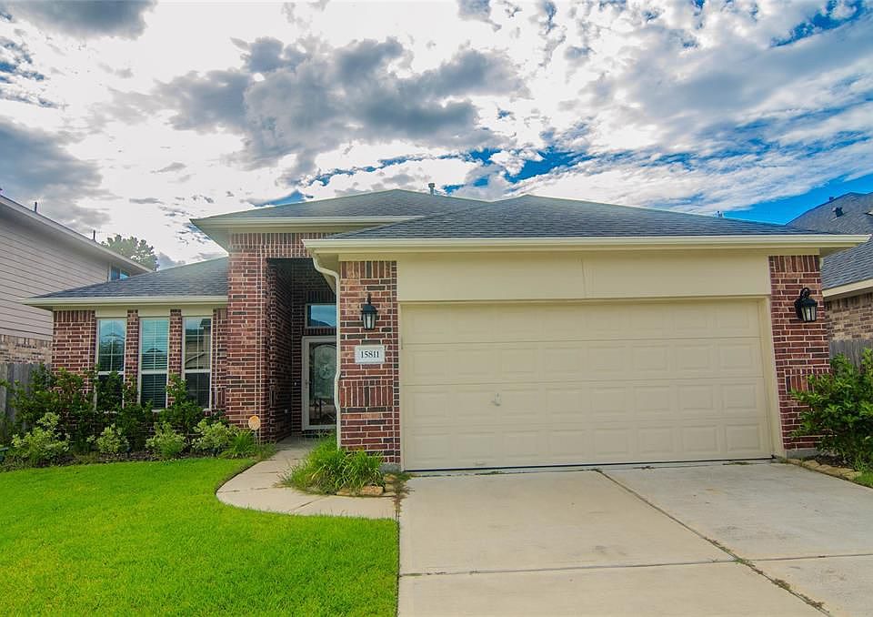 1st image of 15811 Whisper Woods Dr