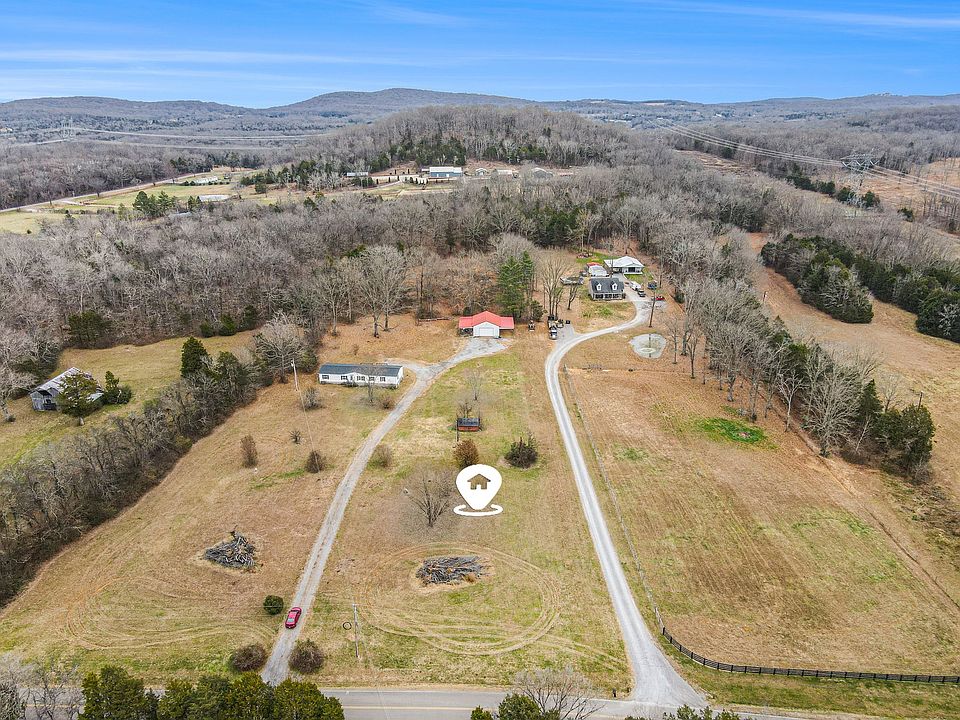 1st image of 4032 Hill Rd