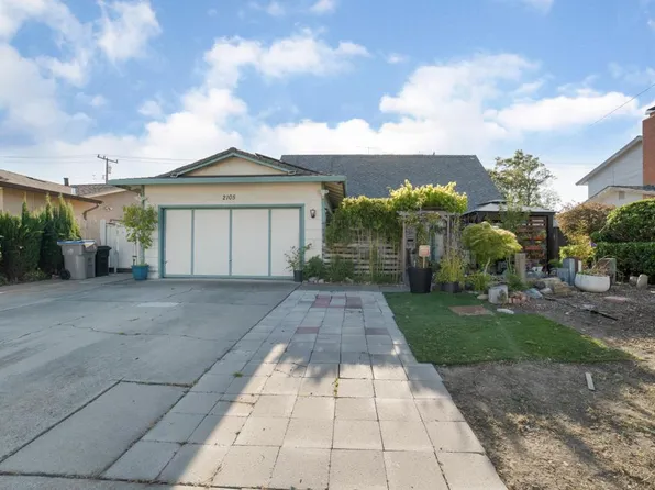 2105 Amberwood Ln, San Jose, CA 95132