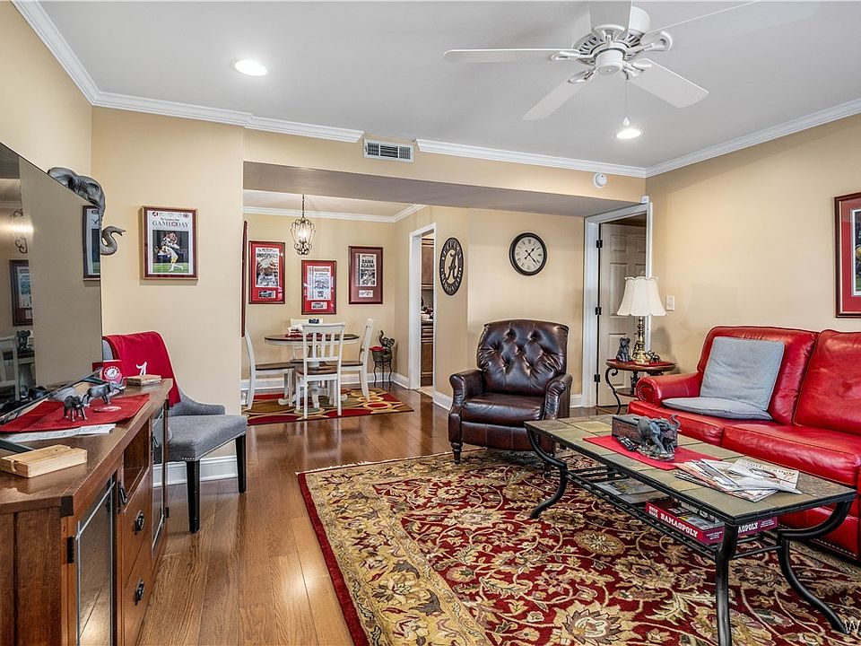1st image of 210 15th St E APT 67