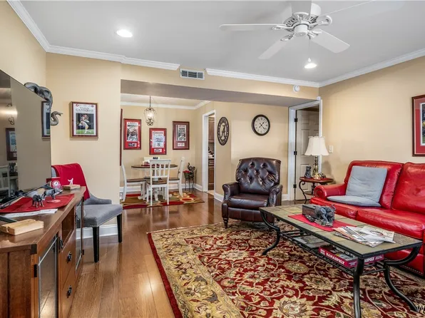 210 15th St E APT 67, Tuscaloosa, AL 35401