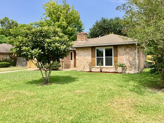 3rd image of 1114 Kildare Dr