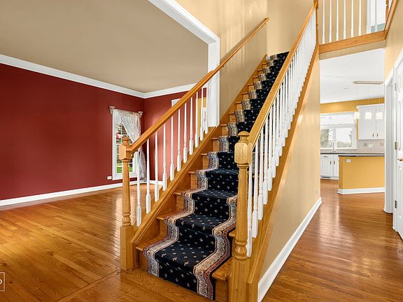 3rd image of 2820 Fairhauser Ct