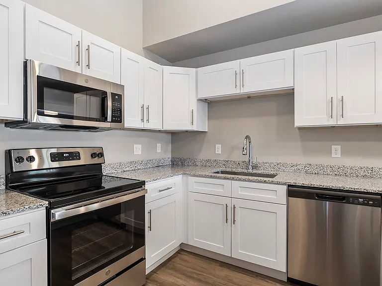 Stillwater Crossing Apartments — Photo 21