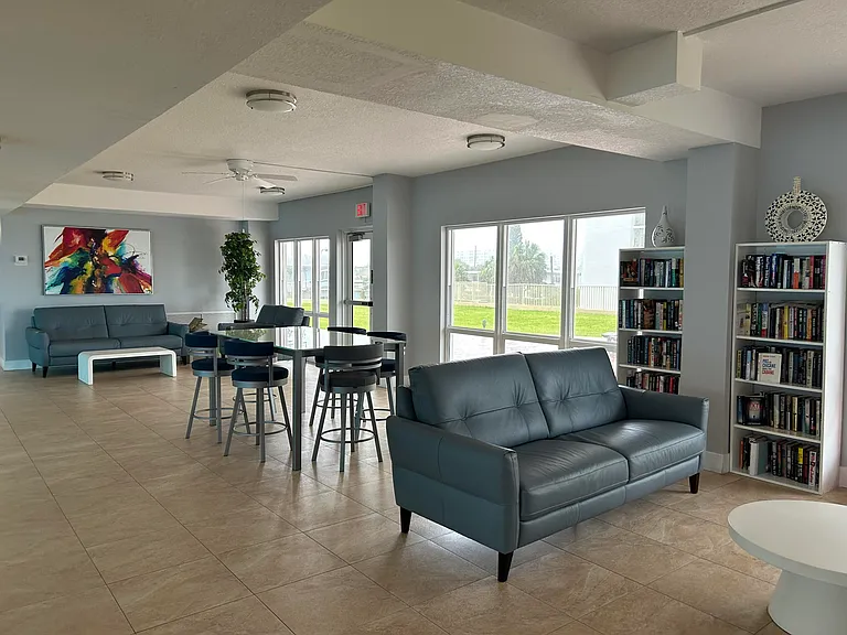 750 N Ocean Blvd #1009 — Photo 24