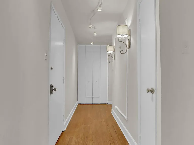 1101 Saint Paul St #305 — Photo 15