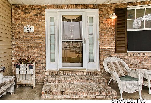1st image of 2704 Cabin Creek Ct
