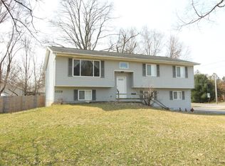 1288 Vineland Rd, Saint Joseph, MI 49085
