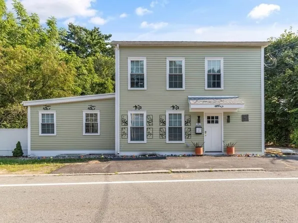 408 Essex Ave, Gloucester, MA 01930