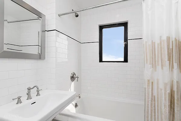 Sold by Corcoran | media 14