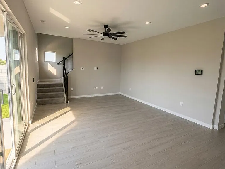 4873 E Muriel Dr — Photo 10