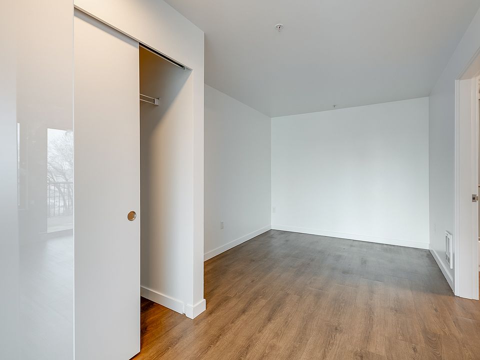1st image of 1100 S Massachusetts St #106