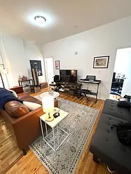 Rented by Best Apartments North Inc