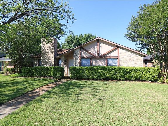 2nd image of 5713 Bentley Dr
