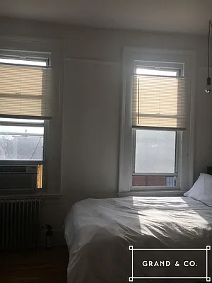 Rented by Grand & Co. | media 32